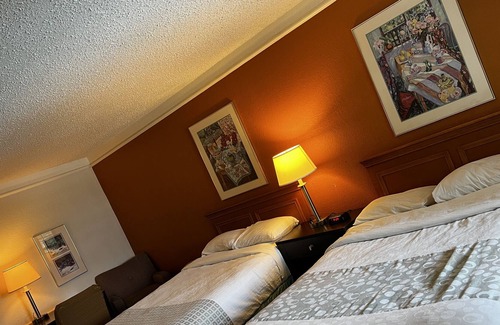 Longview Hotel | Relax Inn & Suite