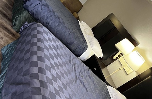 Longview Hotel | Relax Inn & Suite