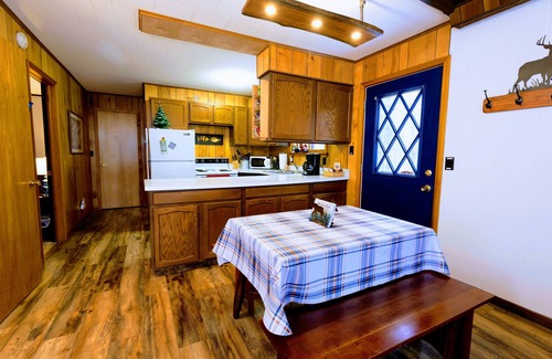 Baldwin Cabin | Relax on the banks of the Pere Marquette River!