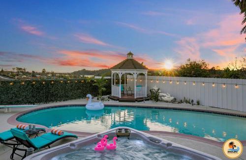 San Carlos House | Relax & Recharge Epic, Views, Pool Games!