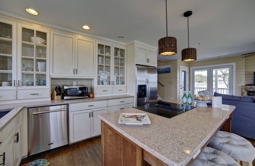 Ware Cottage | Relax, Refresh, Renew.Waterfront Cottage.Near Williamsburg