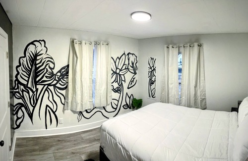 Grand Rapids Apartment | Relax @ Richmond (Near Downtown)