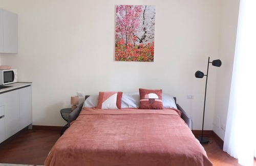 Tricolore Apartment | Relax Studio in Risorgimento/Piazza V Giornate!