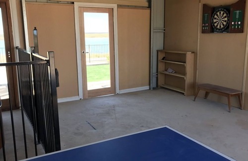 Wrenfordsley House | Relax & unwind at Shades of Blue Eco Retreat. Stunning bayviews & private beach