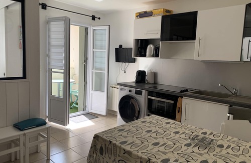 La Flotte Apartment | Relaxation in a residence with swimming pool in La Flotte en Ré