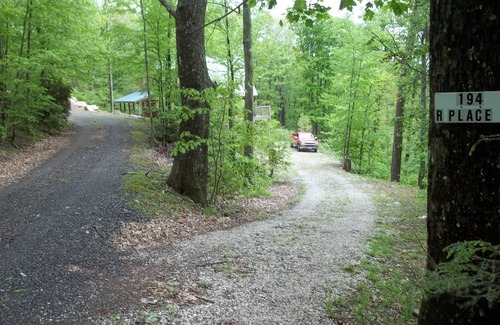 Little Switzerland Cabin | Relaxation Station on Grassy Mountain - Open April though October