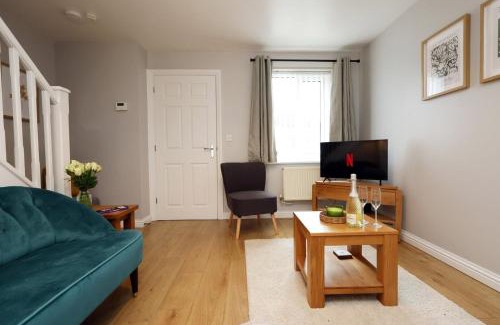 Port Talbot Apartment | Relaxing 2-Bed Coastal Escape in Port Talbot