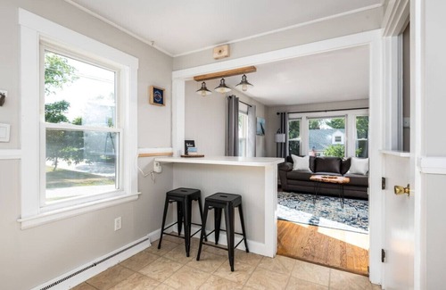 South Portland House | Relaxing 3 BD Home: Close to Downtown Portland