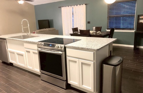 Northside House | Relaxing 3 Bedroom Home With Hot Tub