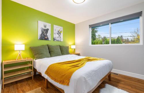 White Center House | Relaxing 3BD West Seattle Escape