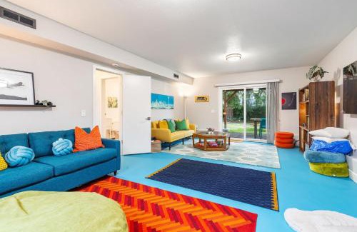 White Center House | Relaxing 3BD West Seattle Escape