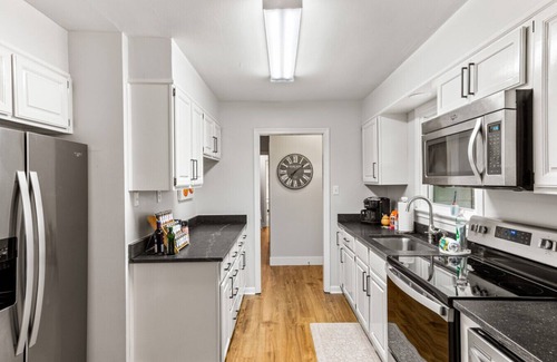 Port Wentworth House | Relaxing 4BR Home, Close to Downtown & Airport