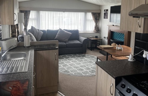 Great Houghton Cabin | Relaxing and Quiet Holiday Cabin, Sleeps 4