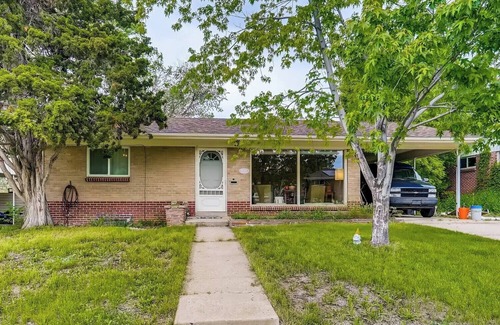 Westminster House | Relaxing Dog-Friendly House w/a King Bed, Ping-Pong Table, Dog Door to Backyard
