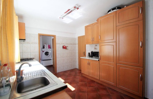 Olhao Villa | Relaxing family retreat with heated private pool & breath taking ocean views
