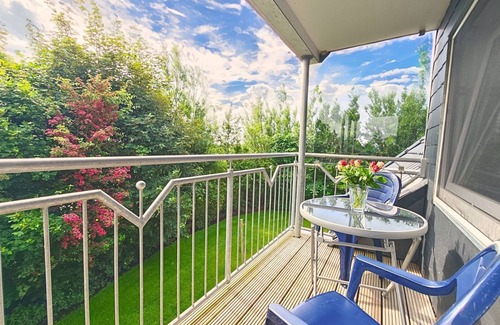 Midlum Apartment | "Relaxing family vacation at Ferienhof Bruhn - experience pure nature!"