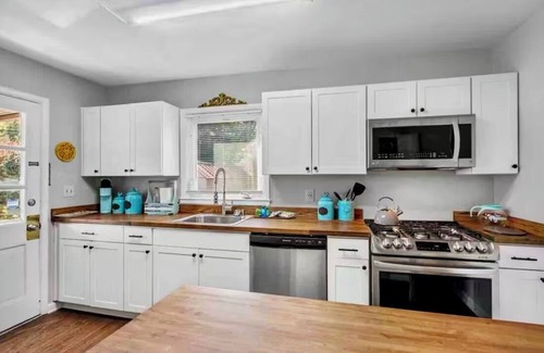 Lexington House | Relaxing getaway in the heart of Lexington