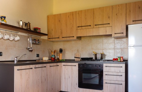 San Giovanni del Pantano Apartment | Relaxing hillside family accommodation with pool