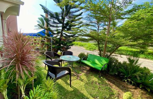 Bacolod Apartment | Relaxing Home at Camella Bacolod, near airport, Rockwell, terminals, famous resto