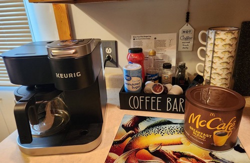 Tannersville House | Relaxing Mountain Getaway with excellent trout fishing