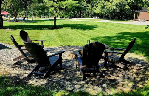 Tannersville House | Relaxing Mountain Getaway with excellent trout fishing