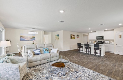 Palm Coast House | Relaxing Orchid Reef | Palm Coast | Close To The Beach, Restaurants & Golf | Spacious New Home