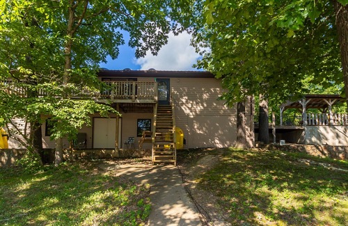 Climax Springs House | Relaxing pet friendly lake front home with large swim dock with 24' boat slip