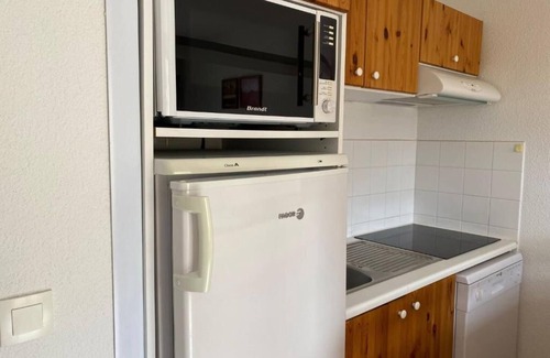 Montbrun-les-Bains Apartment | Relaxing Retreat Near Thermal Baths: Comfort & Nature, With Pool & Free Parking