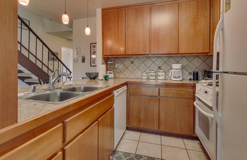 Carnelian Woods House | Relaxing Retreat: 2 BR, 1.5 BA Townhouse in Carnelian Bay, Sleeps 4