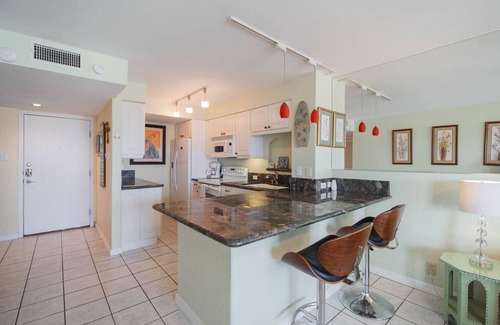 South Padre Island Condo | Relaxing Top Floor Corner 2BR Condo with Great View - 3 Minute Walk To The Beach! by RedAwning