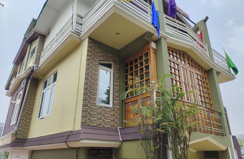 Bhimtal House | Remarkable 1-bed House in Bhimtal