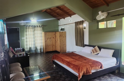 Bhimtal House | Remarkable 1-bed House in Bhimtal
