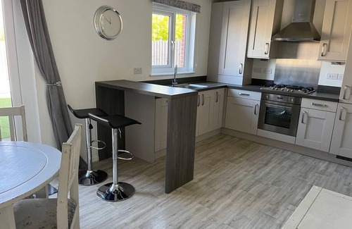 Wirral House | Remarkable 3-Bed House in Wirral