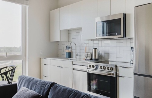 Revere Apartment | Remarkable Revere Studio w/Fire Pit, Pool, Gym, BBQ, W/D, by Blueground