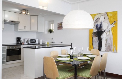 Cascais Apartment | Remarkable view over Cascais Bay