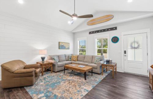 Magnolia Bluffs House | Reminiscing