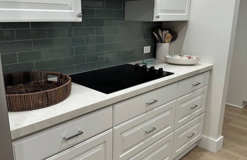 Bowens Addition Condo | Remodeld 2-bedroom condo with boat dock in charming Key Largo with AC, WiFi