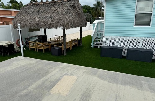 Key Largo House | Remodeled 2BR on bayside canal in Key Largo – cozy, modern, and relaxing.