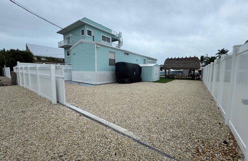 Key Largo House | Remodeled 2BR on bayside canal in Key Largo – cozy, modern, and relaxing.