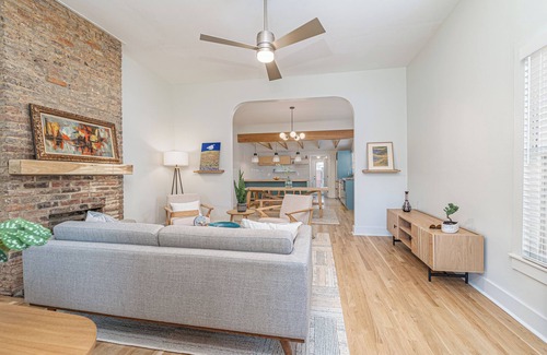 Huntsville House | Remodeled 3 Bed, 2 Bath Home in Heart of Huntsville W/Fenced Yard