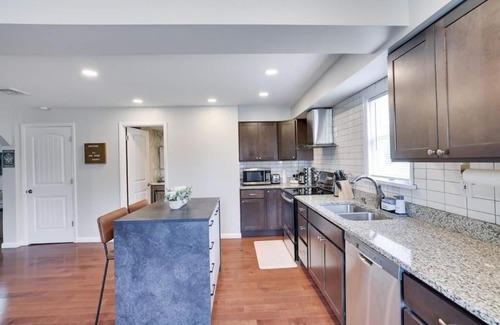 Tannersville House | Remodeled 4BR w/Yard, Fire Pit, Near Camelback
