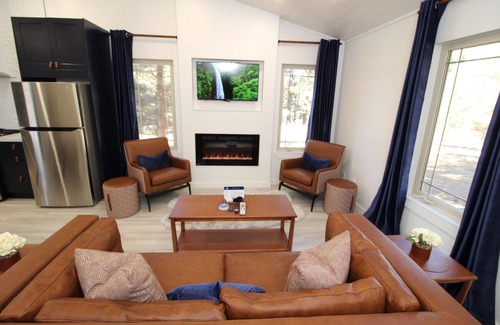 Angel Fire Cabin | Remodeled cabin, fire pit, sledding, king bed, A/C