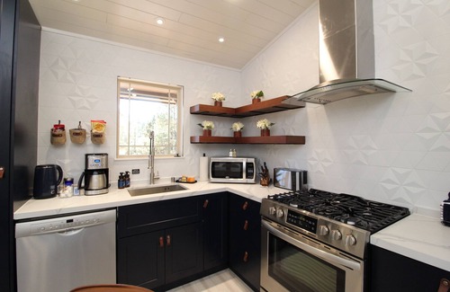Angel Fire Cabin | Remodeled cabin, fire pit, sledding, king bed, A/C
