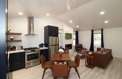 Angel Fire Cabin | Remodeled cabin, fire pit, sledding, king bed, A/C
