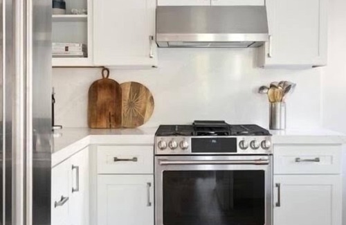 Mill Valley Cottage | Remodeled Downtown Cottage