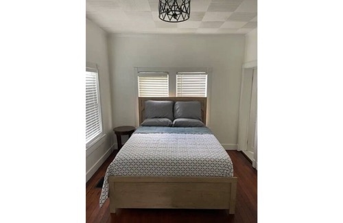 Fort Myers River District House | Remodeled Downtown Ft Myers Entire House