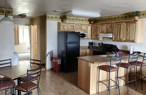 Lead Condo | Remodeled Fully Furnished Barefoot Resort Condo by Terry Peak South Dakota!