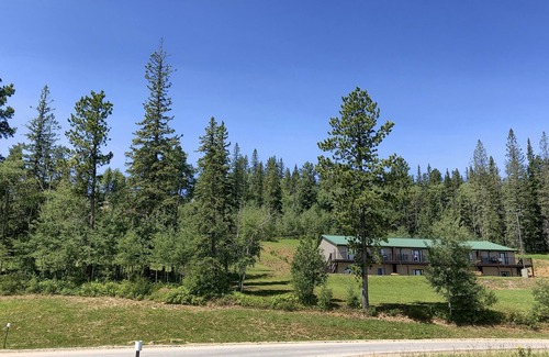 Lead Condo | Remodeled Fully Furnished Barefoot Resort Condo by Terry Peak South Dakota!