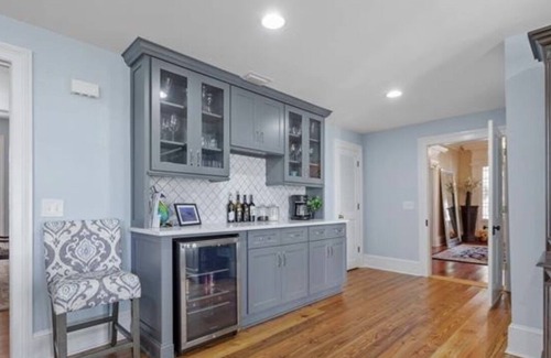 Monticello Cottage | Remodeled Historic home w/ hot tub 1 block from downtown! 30 minutes to FSU!