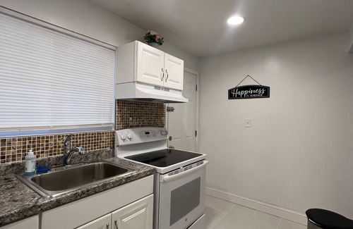 Glenwood House | Remodeled Home 4 Miles Away From Center City!